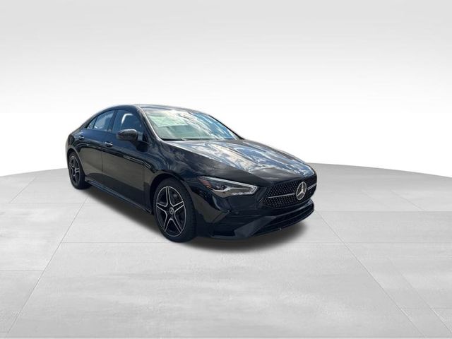 Vehicle image 8 of 17