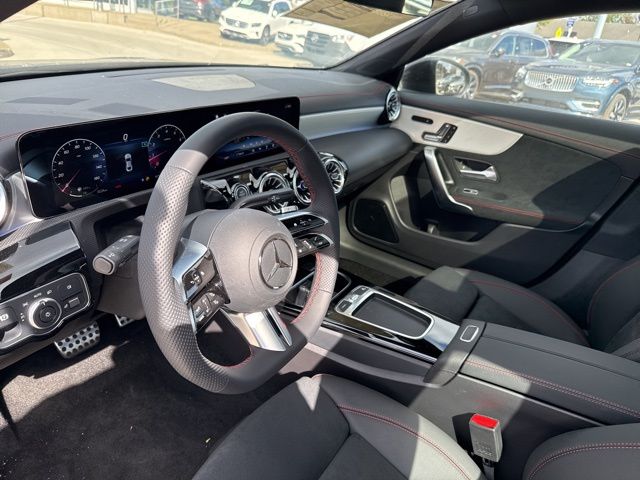 Vehicle image 10 of 17