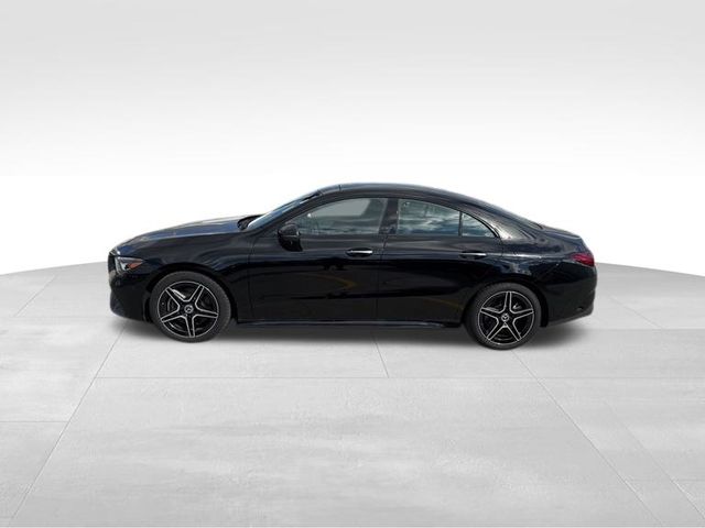 Vehicle image 3 of 17