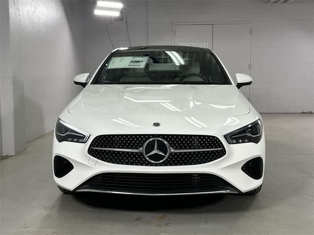 Vehicle image 4 of 37