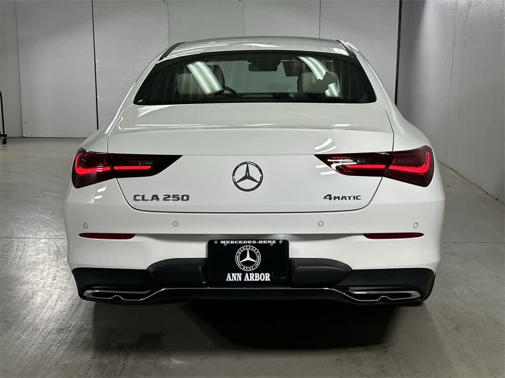 Vehicle image 9 of 37