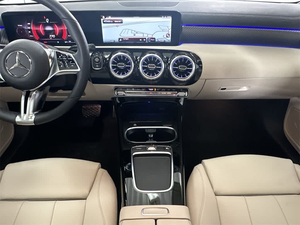 Vehicle image 23 of 37