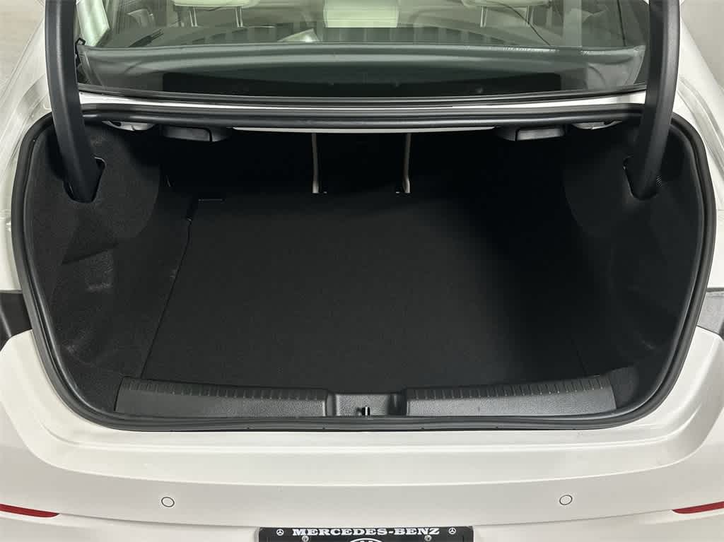 Vehicle image 16 of 37