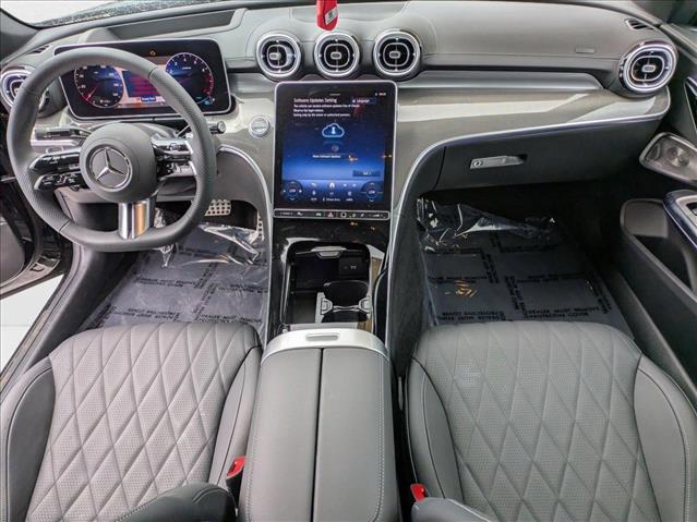 Vehicle image 13 of 18