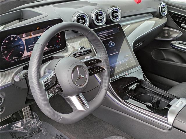 Vehicle image 12 of 18