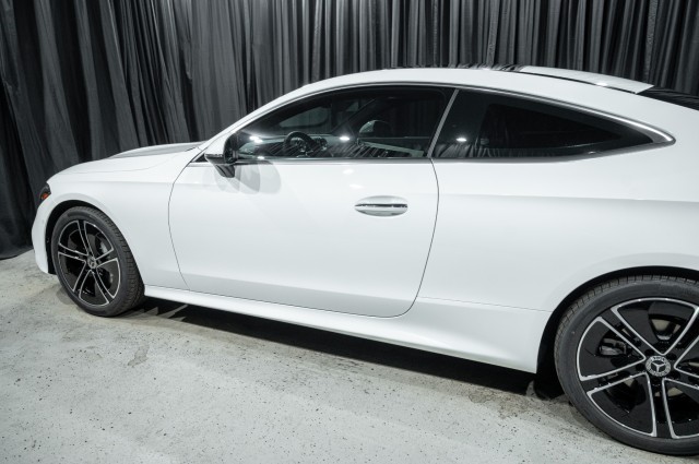 Vehicle image 6 of 23