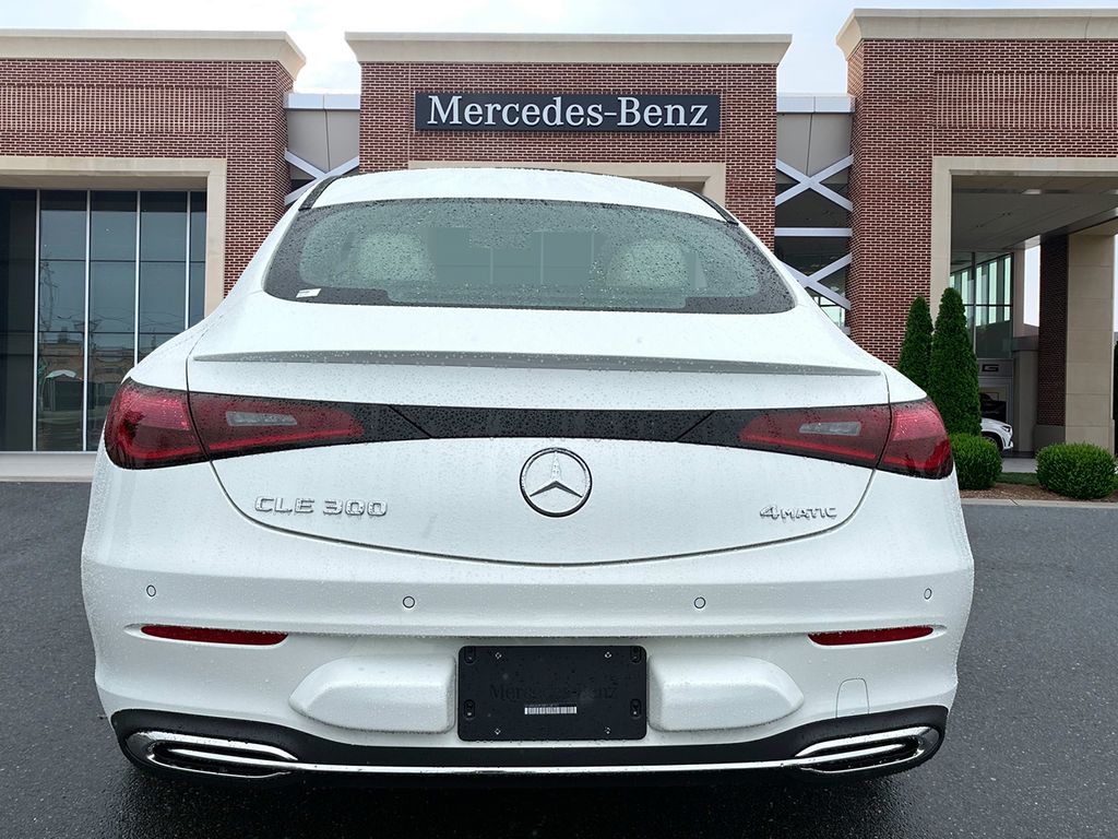 Vehicle image 4 of 30