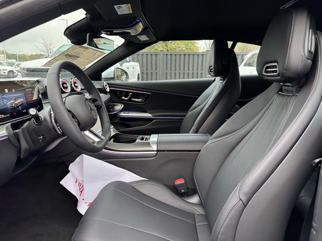 Vehicle image 12 of 30