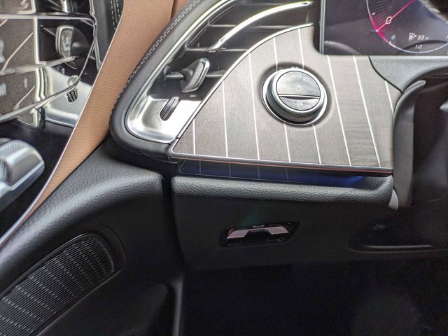 Vehicle image 17 of 35