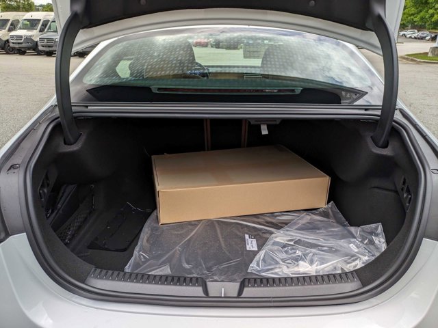 Vehicle image 24 of 35