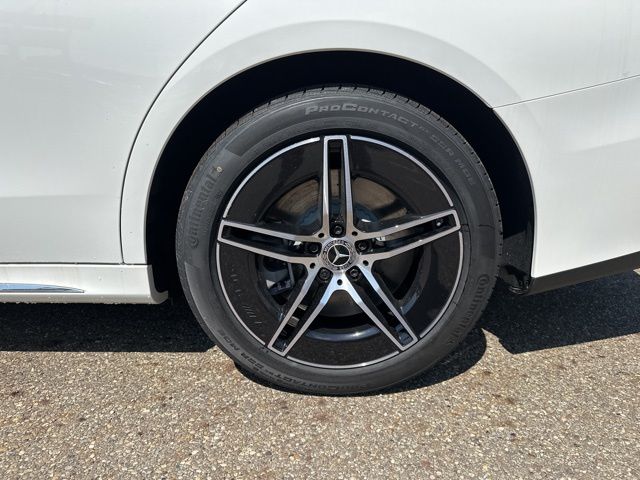 Vehicle image 16 of 16