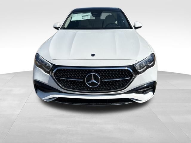 Vehicle image 8 of 16
