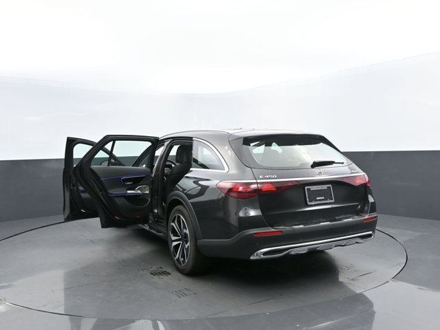 Vehicle image 43 of 43