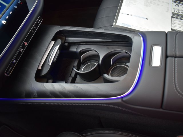 Vehicle image 24 of 43