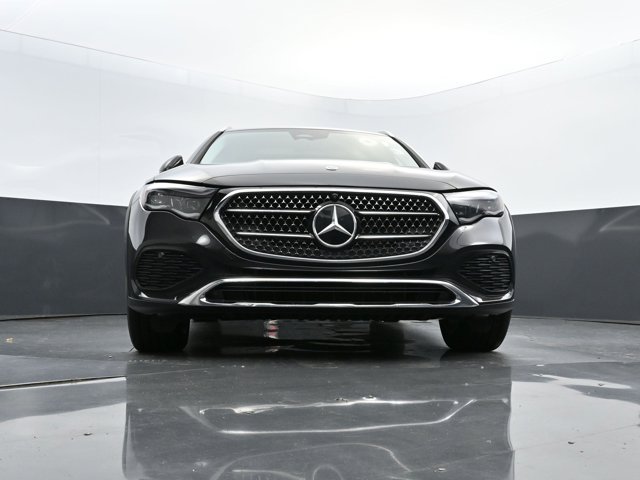 Vehicle image 4 of 43