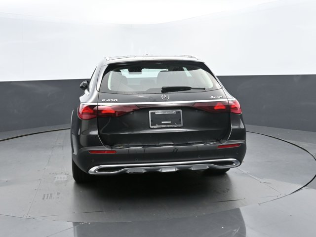 Vehicle image 13 of 43
