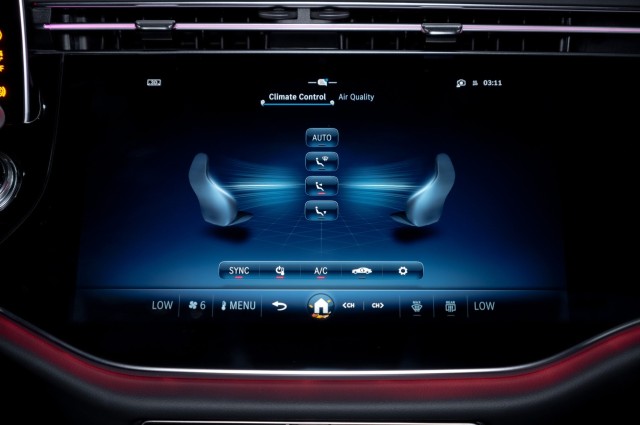 Vehicle image 17 of 23