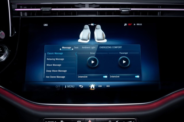 Vehicle image 16 of 23