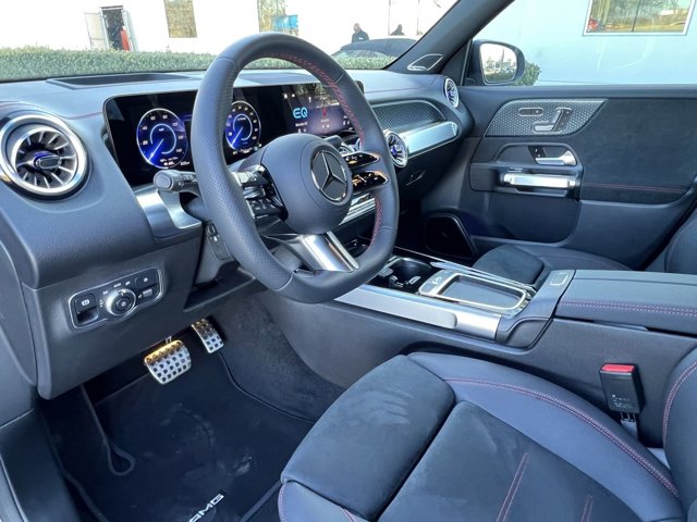 Vehicle image 15 of 37