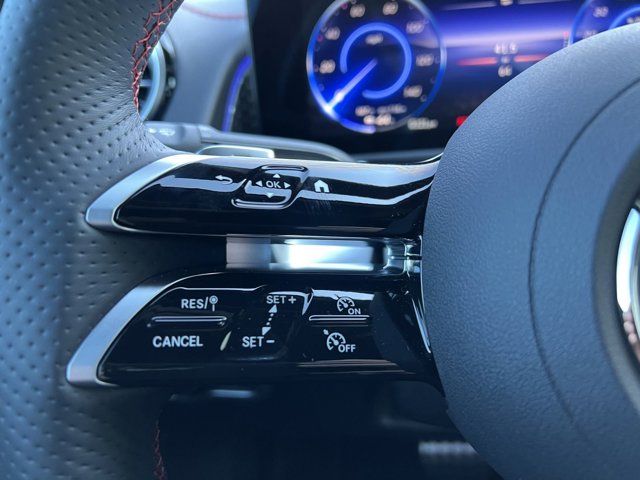Vehicle image 19 of 37