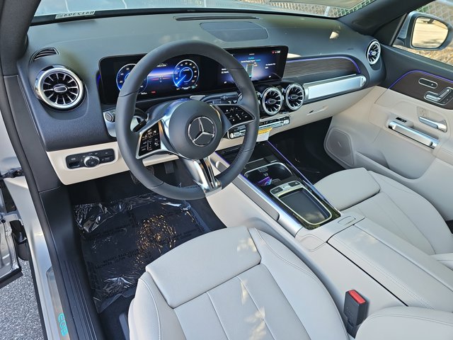 Vehicle image 16 of 38