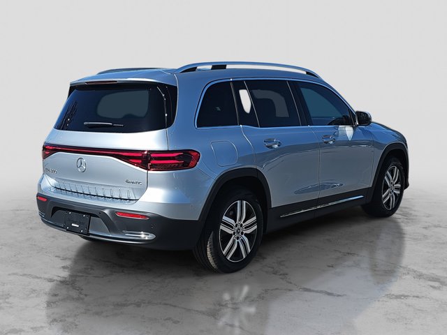 Vehicle image 5 of 38