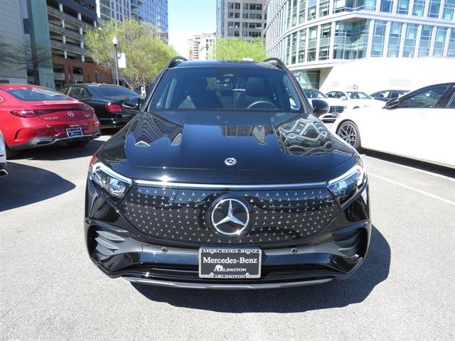 2024 Mercedes-Benz EQB EQB 300 Image 2 of 29
