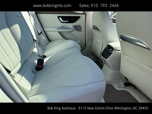 Vehicle image 37 of 46