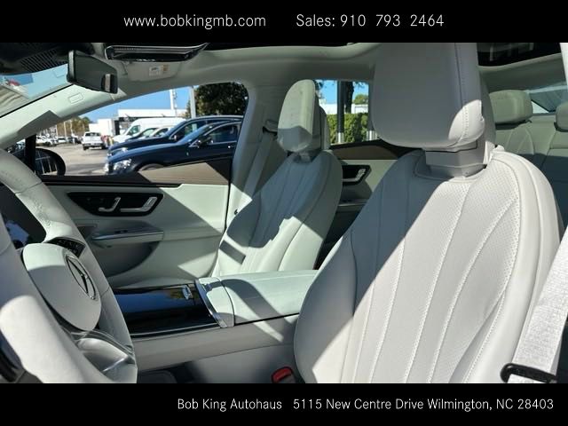 Vehicle image 17 of 46