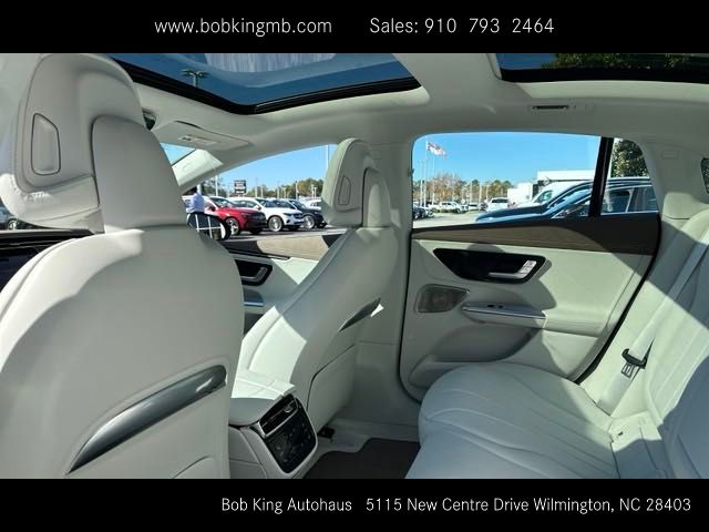 Vehicle image 29 of 46