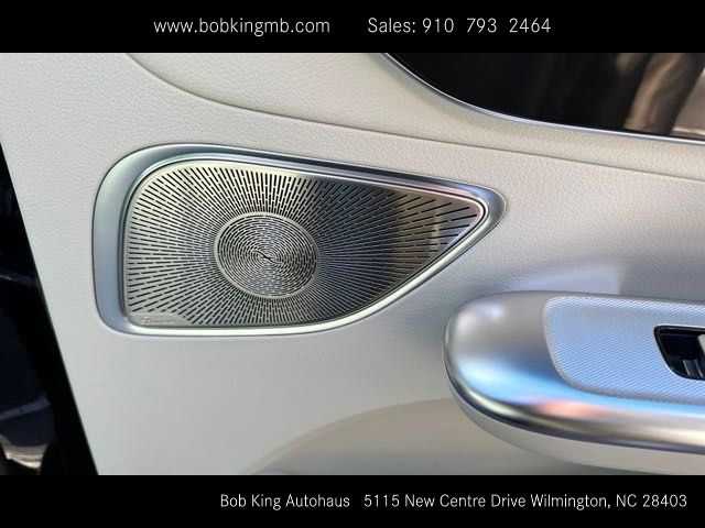 Vehicle image 39 of 46
