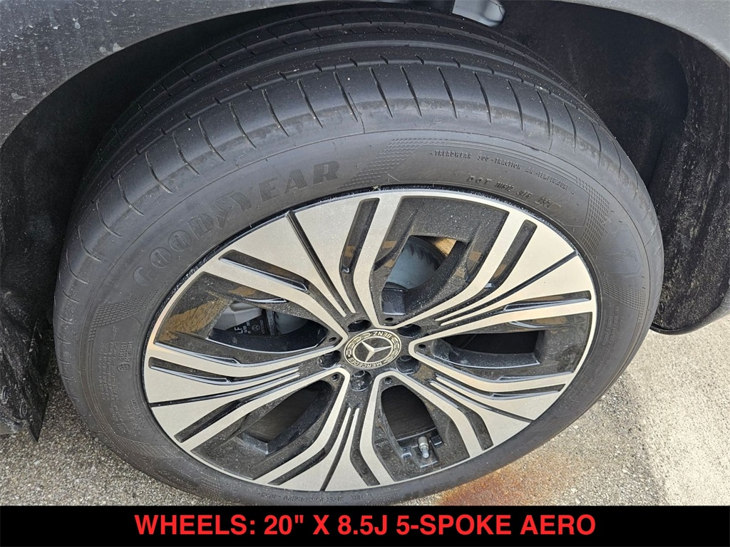 Vehicle image 9 of 21