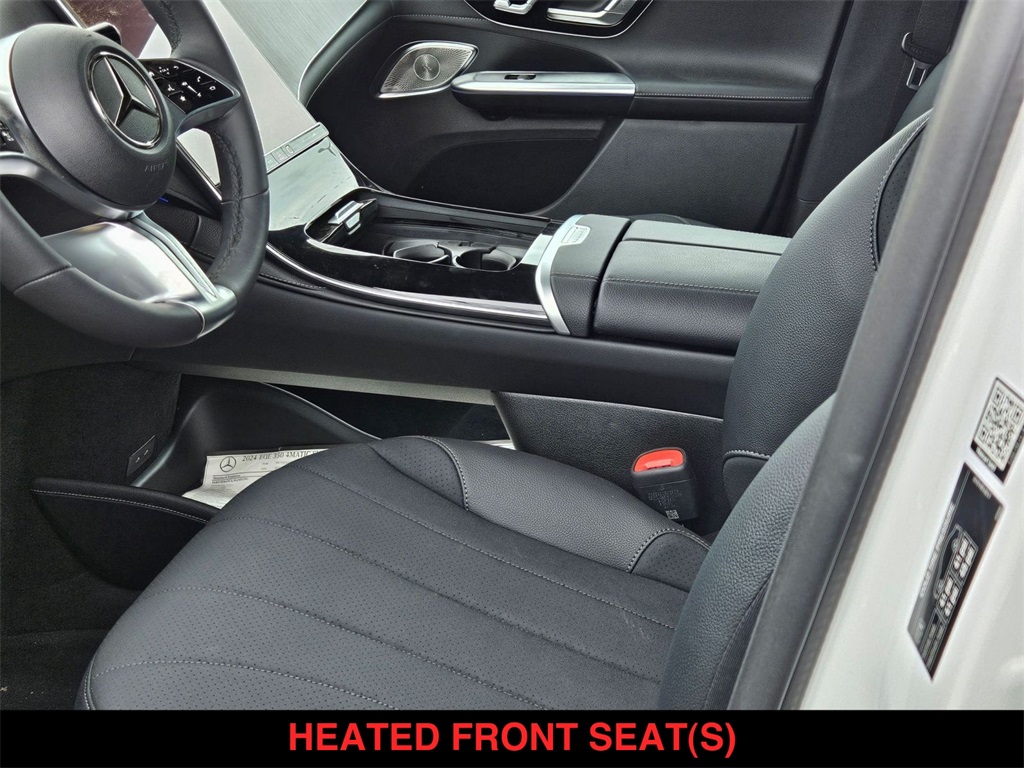 Vehicle image 11 of 21