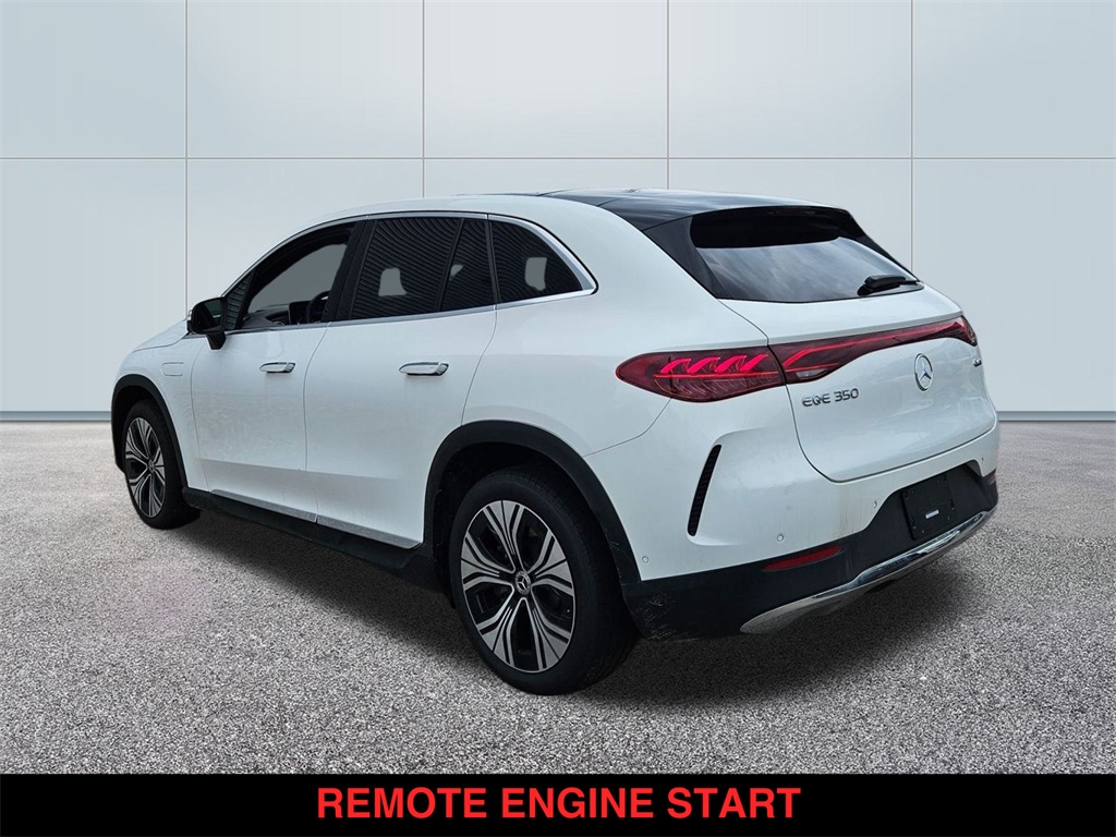 Vehicle image 7 of 21