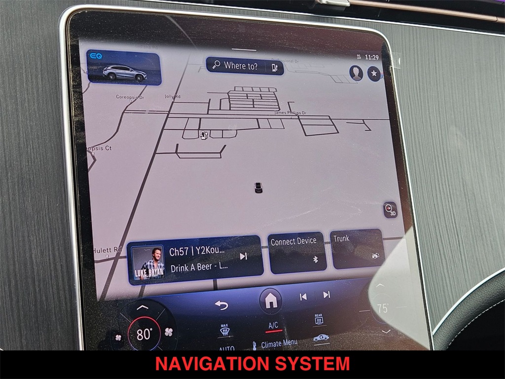 Vehicle image 18 of 21