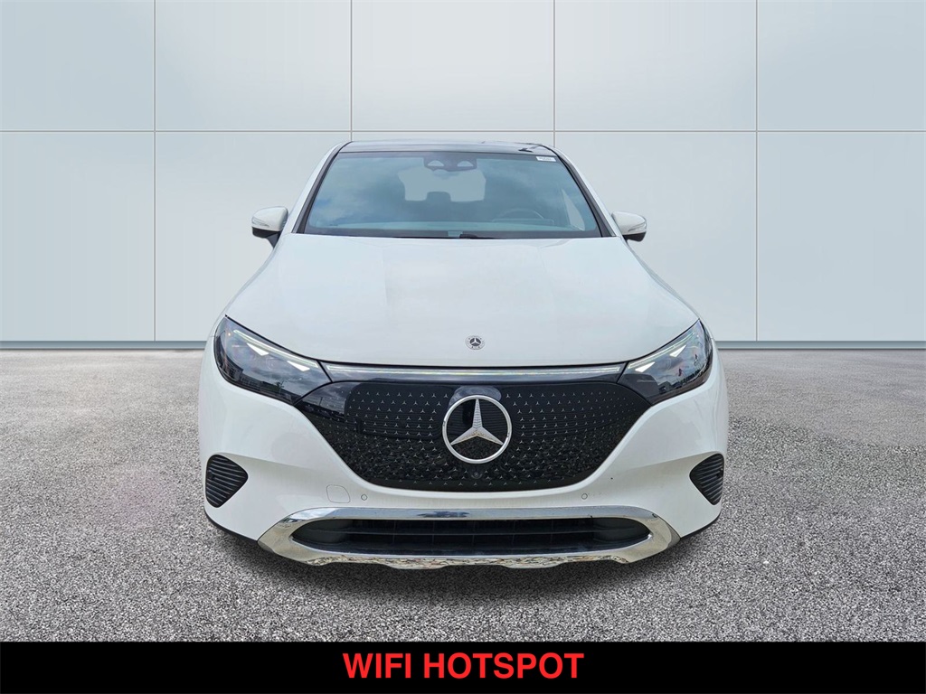Vehicle image 2 of 21