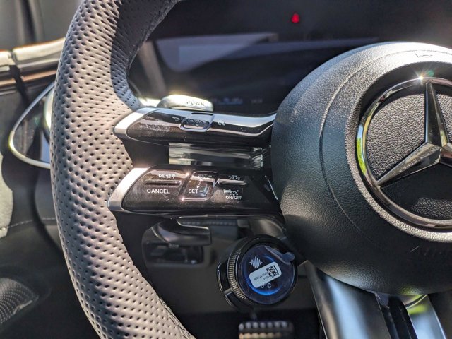 Vehicle image 18 of 39