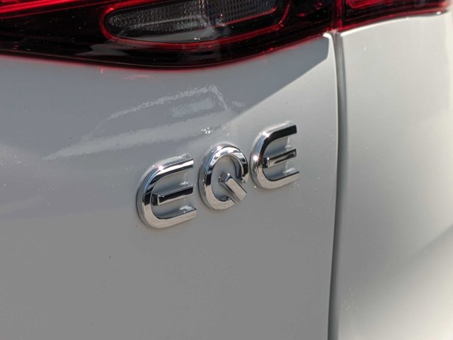 Vehicle image 35 of 39