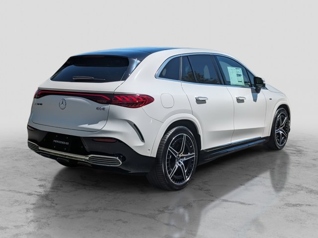 Vehicle image 5 of 39