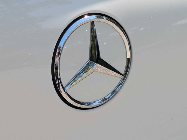 Vehicle image 37 of 39