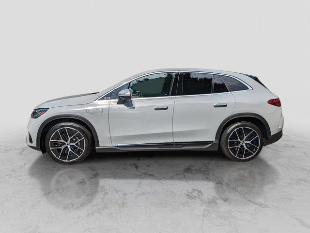 Vehicle image 8 of 43