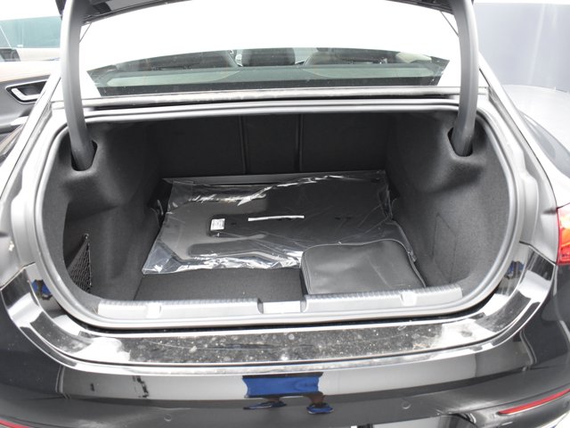 Vehicle image 36 of 43
