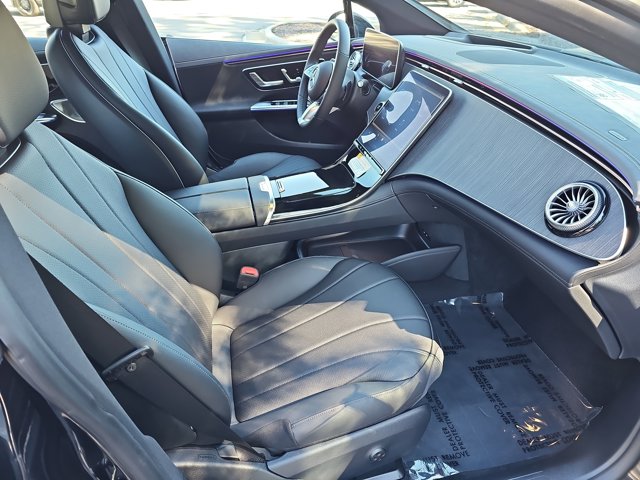 Vehicle image 10 of 37