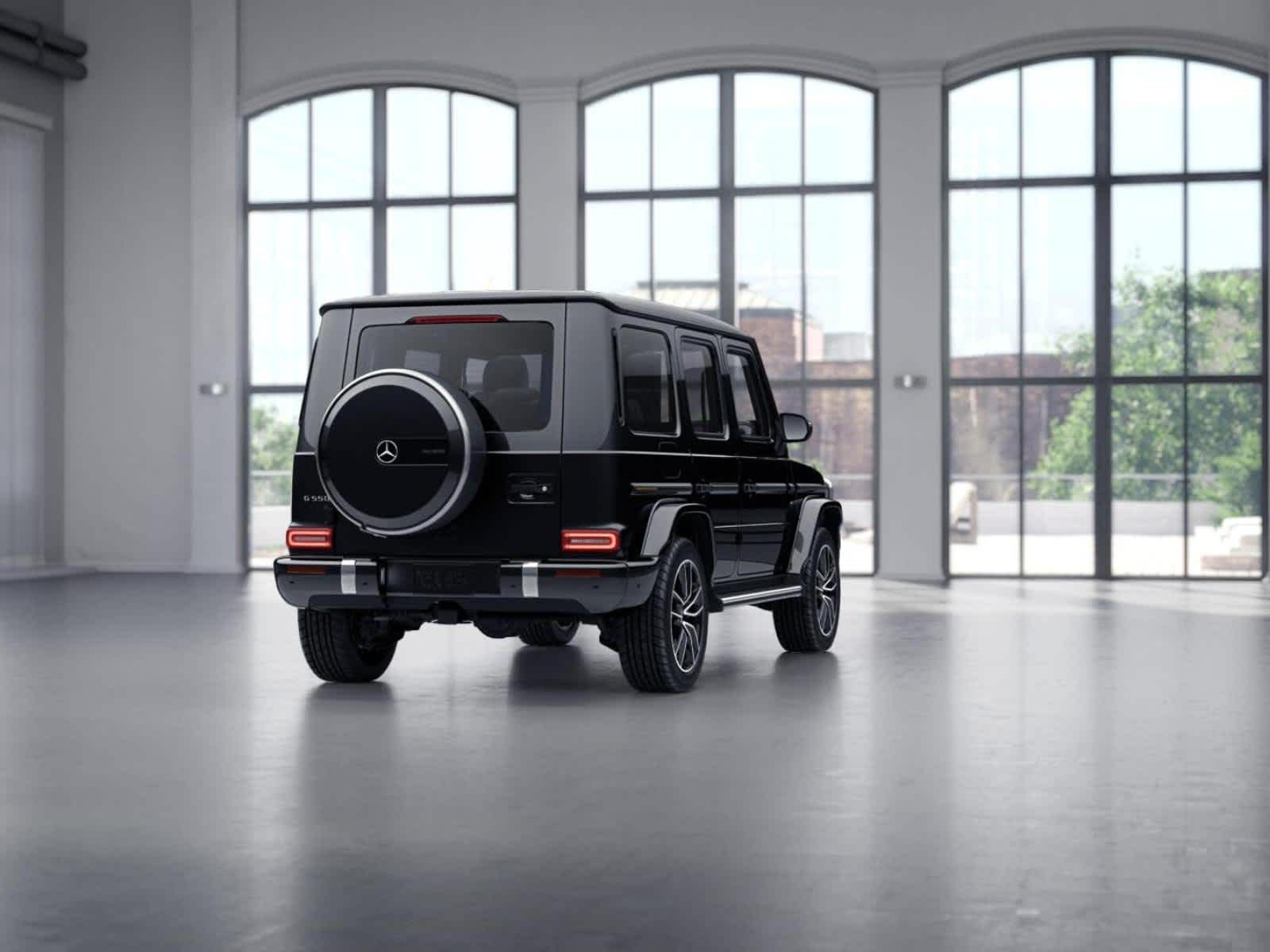 Vehicle image 23 of 42