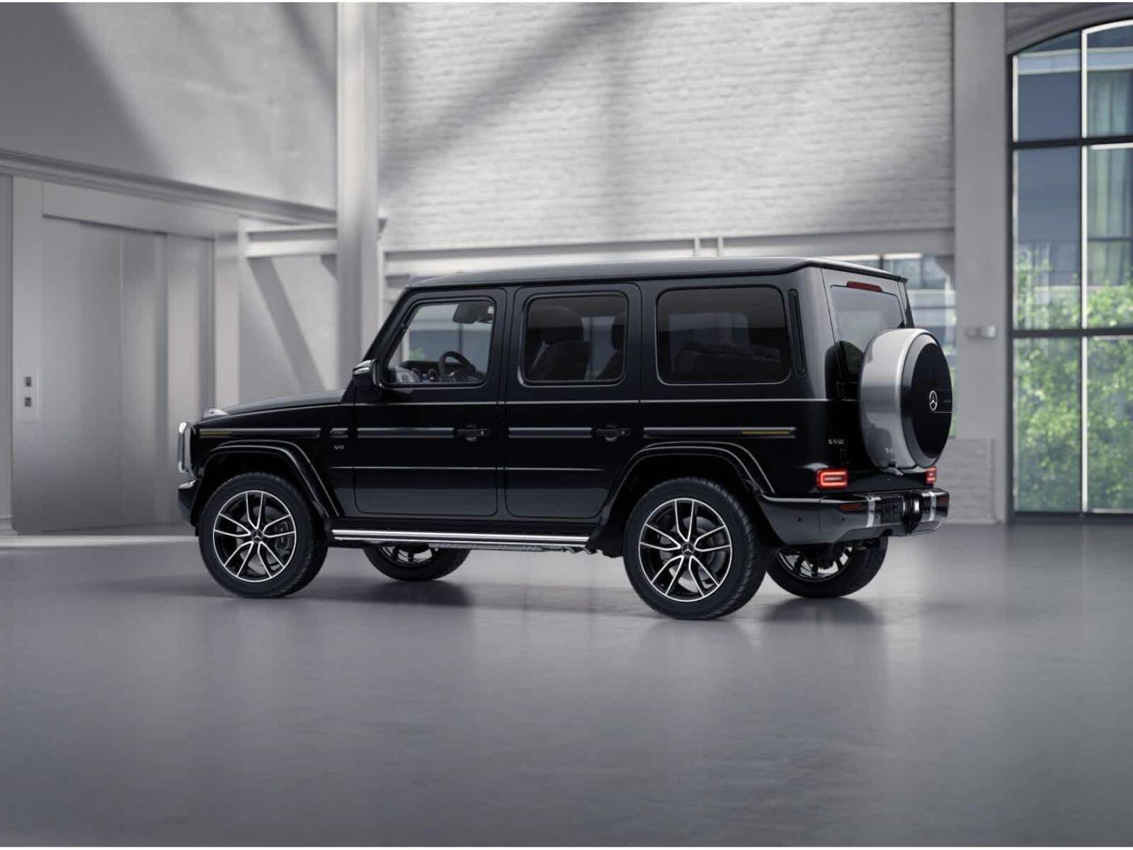 Vehicle image 37 of 42
