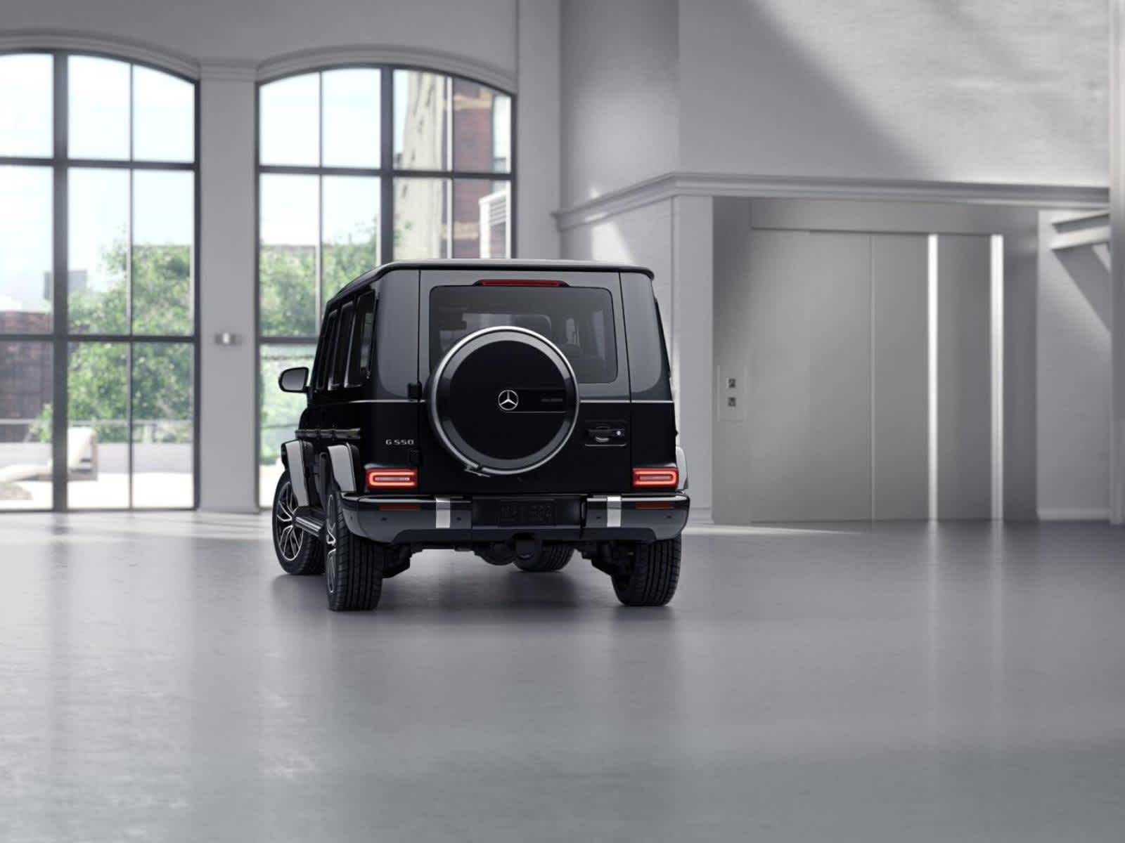 Vehicle image 27 of 42