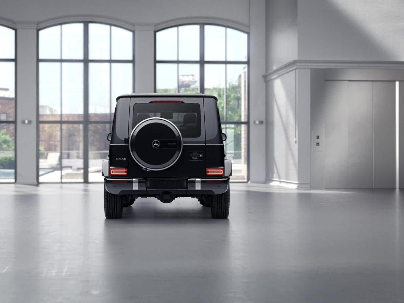 Vehicle image 26 of 42