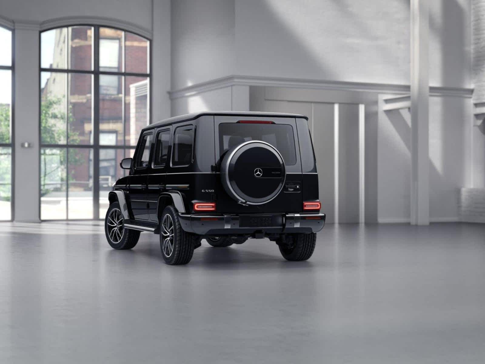 Vehicle image 25 of 42