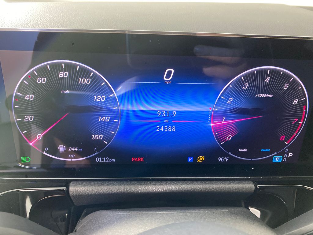 Vehicle image 14 of 31