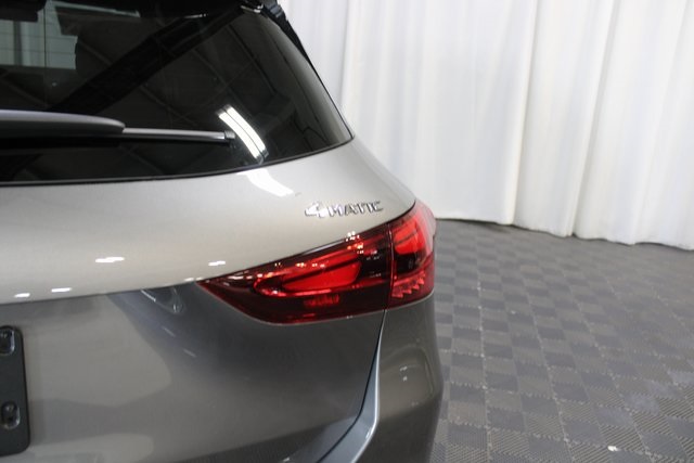 Vehicle image 4 of 31